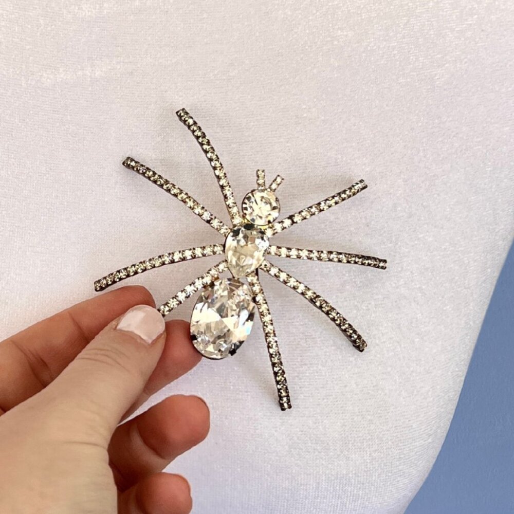 *VINTAGE* 1970's Statement Piece Spider Brooch